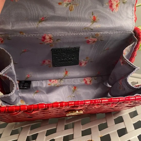 Gucci Red Wicker Woven Mormont Shoulder Bag with Gold Chain - Picture 8 of 15